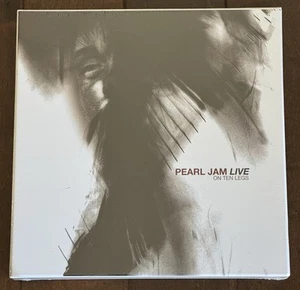 Pearl Jam Live On Ten Legs Box Set #18704 - Bild 1 von 24