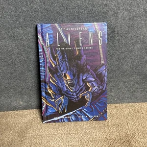 Aliens 30th Anniversary The Original Comic Series Hardcover Loot Crate Book - Picture 1 of 6