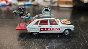 Corgi Toys Gift Set 13 Renault R16 Tour De France Paramount Film Unit - Picture 1 of 5