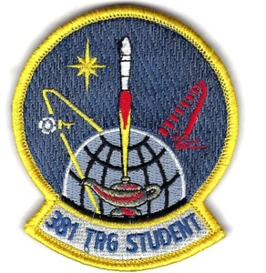 PATCH USAF 381ST TRAINING GROUP STUDENT VANDENBERG AFB JT12 - Picture 1 of 1