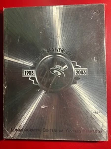 NEW YORK YANKKEES 100 JAHRBUCH JAHRBUCH (1903-2003) - Bild 1 von 1