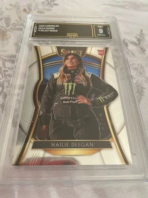 HAILIE DEEGAN 2020 CHRONICLES SELECT ROOKIE RC # 1 GRADED 9 L@@@K - Image 1 of 2