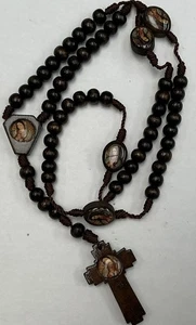 ROSARIO DE HILO Y MADERA CAFE + ESTAMPITA GUADALUPE/ROSARY BROWN WOOD GUADALUPE - Picture 1 of 4