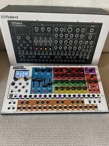 Roland SH-4D Compact Digital Desktop Synthesizer With Overlay - Picture 1 of 2