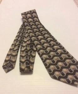 Givenchy Monsieur Tie 100% Silk Hand Made In USA Career Business Dress Mens Tie - Picture 1 of 5