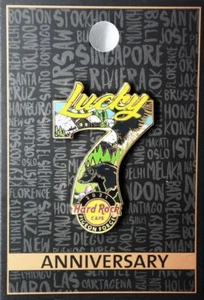Hard Rock Cafe Pigeon Forge 7th Anniversary Pin 2021 "Lucky" LE 200, Neu auf Karte - Bild 1 von 2