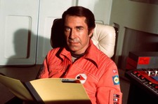 Actor Martin Landau In Tv Show Space 1999 Series 2 Usa 1977 OLD MUSIC PHOTO