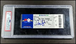 AARON JUDGE AUTOGRAPHED 62ND HOME RUN TICKET STUB SLABBED PSA POP 2 7 AUTO 10 - Picture 1 of 7