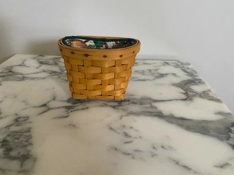 1997 Longaberger wall hang Basket x-small plastic & cloth liners holiday oregano Cover