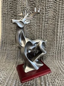 Herco Professional Gift - 10 Point Stag Mounted Figurine - 11” tall - Picture 1 of 11