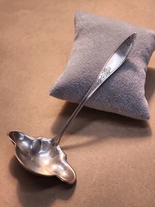 Años 20 Weidlich Sterling Nº Cuchara pequeña con cucharón de crema/salsa 43 festoneado - Imagen 1 de 14