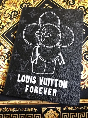 Louis Vuitton Vivienne doll Clemence Monogram Eclipse Notebook Journal GI0285 - Image 1 of 4