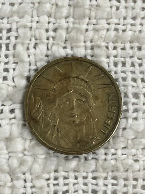 United States Statue of Liberty Centennial 1886-1986 Coin - Image 1 of 3