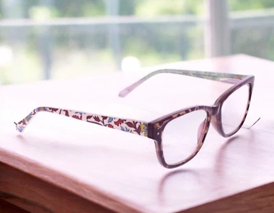 Vera Bradley Tallulah VIDRIOS DE LECTURA LUZ AZUL Estuche de Tela ELIGE Fuerza NUEVO Foto 1 de 4