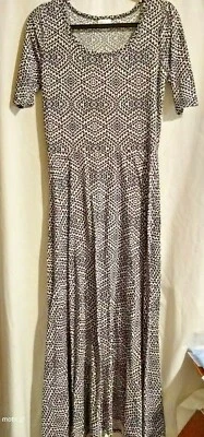 Vestido blanco y negro niña Lularoe talla M Foto 1 de 4