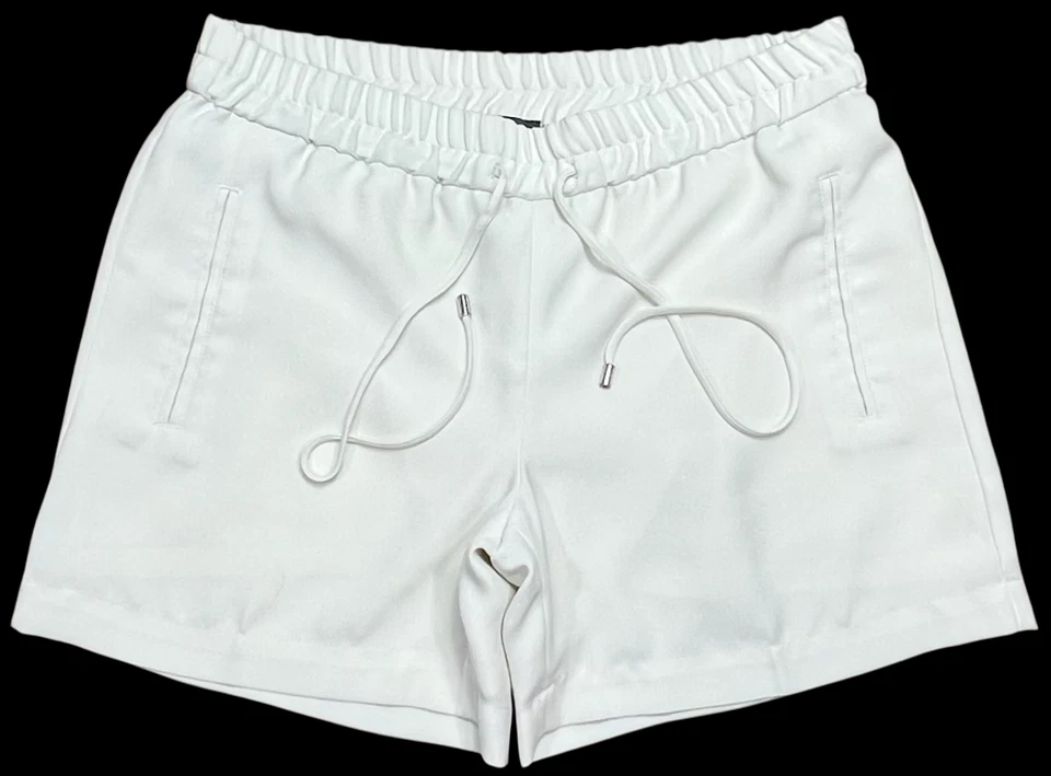 The Limited Shorts Feminino (M) 5" Crepe Chino Forrado Elástico Cintura Cordão Creme - Imagem 1 de 4