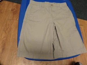euc-Boys Vineyard Vines shorts size 12-beige-cotton - Picture 1 of 4