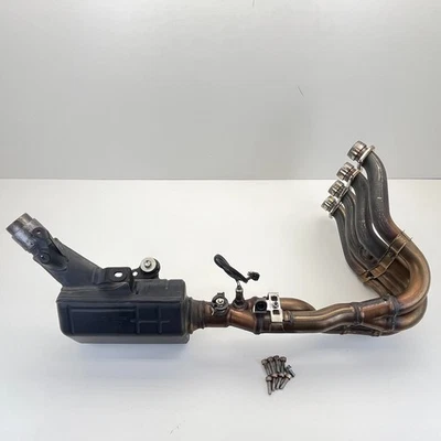 Coletor de escape 2011-2024 Suzuki GSXR 750 GSXR750 14100-15J00 *BOM* - Imagem 1 de 4