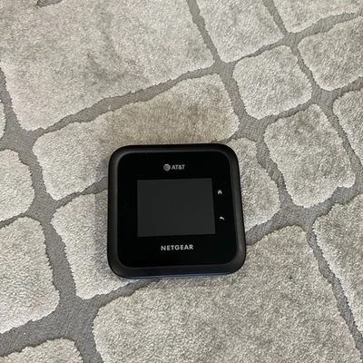 Netgear Nighthawk M6 Pro MR6500 5G Hotspot Router Black AT&T great condition - Image 1 of 3