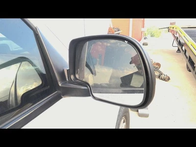 Espejo retrovisor derecho usado se adapta a: Chevrolet Silverado 1500 2006 camioneta Power Classic Foto 1 de 4