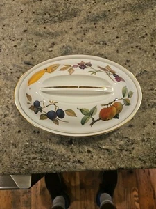 Royal Worcester Evesham Oval Covered Casserole Fruit Peach Plum Shape 21 Size 3 - Picture 1 of 10