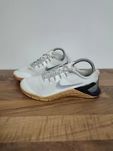 Nike Mujer Metcon 4 924593-100 Blanco Zapatos para Correr Tenis Talla 7.5 - Imagen 1 de 11