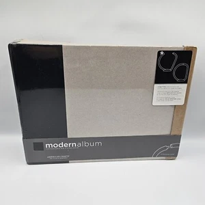 American Crafts 8" x 8" Chipboard Modern Album  D-Ring Black & Gray Snag Free - Picture 1 of 9