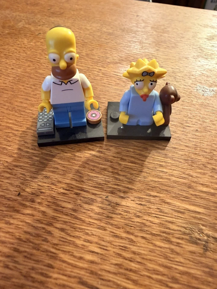 Коллекционные минифигурки LEGO серия The Simpsons Гомер и Лиза - Изображение 1 из 1