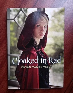 📚 “Cloaked in Red” by Vivian Vande Velde (Ages 12+) - A Twisted Fairy Tale! PB - Picture 1 of 3