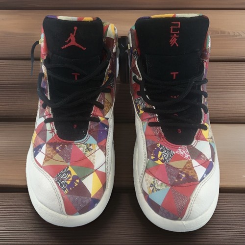 Air Jordan 12 Retro Capodanno Cinese BQ6498 600 2018 2 5 anni senza solette unisex