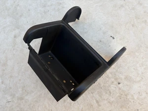 BMW E46 consola central asiento trasero compartimento almacenamiento embellecedor negro 8213682 - Imagen 1 de 8