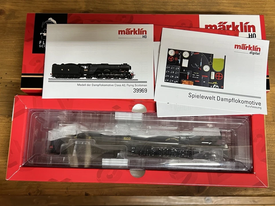 Märklin 39969 H0 Flying Scotsman 502 & 103  MFX Sound NEU unbenutzt in OVP - Bild 1 von 4