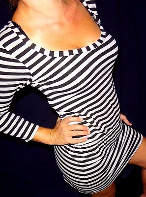 Vestido Mini Camisa Kenneth Cole Reaction Jersey Gris Negro Dorado Rayas Rayas Foto 1 de 4