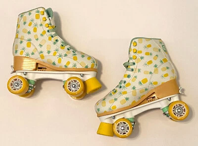 Candi Girl Lucy Pineapples Adjustable Roller Derby Skates Girls Boys Youth 3-6 - Image 1 of 4
