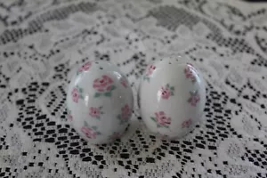 Vintage Ceramic Egg Shape Salt & Pepper Shakers with Pink Roses - Picture 1 of 3