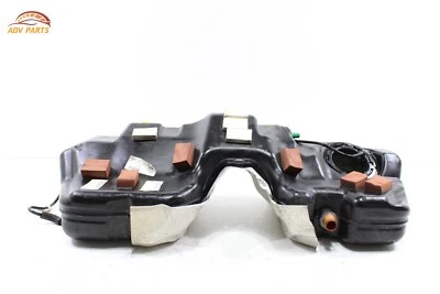 2017 - 2018 JAGUAR F-PACE RESERVATÓRIO TANQUE DE GASOLINA COMBUSTÍVEL COM ESCUDO TÉRMICO FABRICANTE DE EQUIPAMENTO ORIGINAL - Imagem 1 de 4