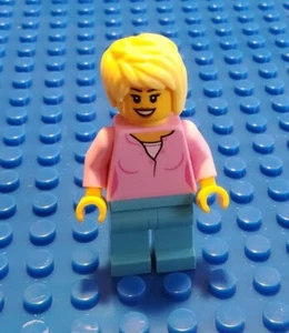 lego minifigures Toy Store Owner-Donut shop opening 60233 - Picture 1 of 2