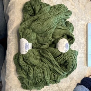 Alpaca With A Twist Baby Twist - 8.75 oz x 2 Polly Parrot 1098 yards total New - Picture 1 of 6