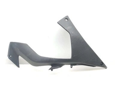 Panel de cubierta de carenado inferior derecho Yamaha YZF R3 15-18 Foto 1 de 4