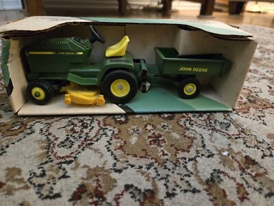 ERTL John Deere Lawn Mower Garden Tractor and Dump Trailer Made in USA 1988 - Image 1 of 4