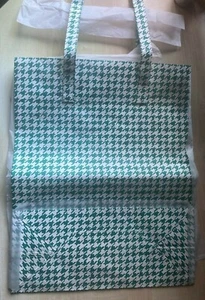 New Cath Kidston Shopper Shopping Bag Made from Tyvek - Bottle Green Houndstooth - Picture 1 of 4
