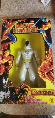 Figura de acción ToyBiz Marvel Universe MOON KNIGHT 10" 1997 sellada de fábrica  Foto 1 de 4