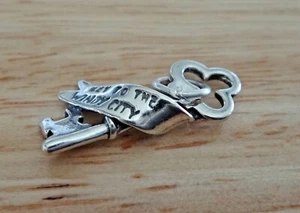 1 dije de plata de ley 24x13 mm Chicago Key to the Windy City - Imagen 1 de 4