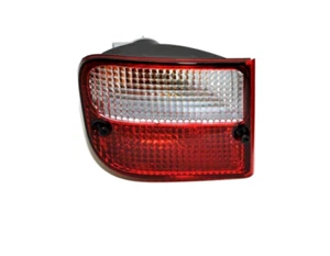LAND ROVER FREELANDER 1 04-06 REAR STOP & INDICATOR LIGHT LH / DRIVER XFB500190 - Picture 1 of 3