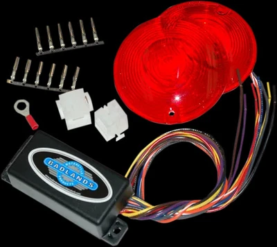 Badlands 照明器模块带红色镜头 6 针 Harley Electra Glide Sport 91-93 — 第 1/3 张图片