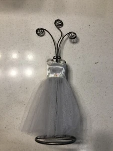 WEDDING GOWN PHOTO HOLDER PICTURE DISPLAY DECORATIONS - Picture 1 of 3