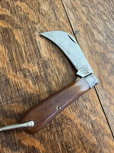 VTG Camillus USA #1 Hawkbill Pruner Single Blade Folding Linerlock Pocket Knife - Picture 1 of 7