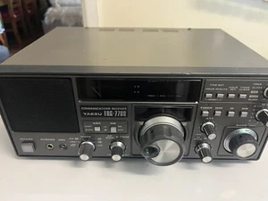 Récepteur de communication Yaesu FRG-7700 FONCTIONNEL - Photo 1/2