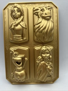 Nordic Ware Disney Frozen II Personaje Panadería Anna Elsa Olaf Sven 2.5 Taza EE. UU. - Imagen 1 de 2