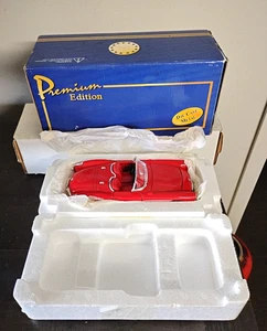 NEW Welly 1957 Chevrolet Corvette Convertible 1:24 scale Diecast Model Car - Picture 1 of 5